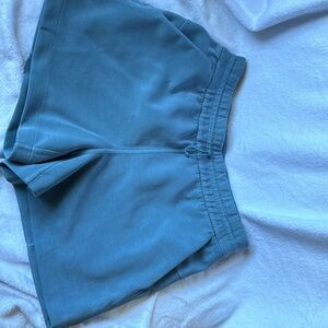 Softstreme HighRise Shorts 4” - Lululemon